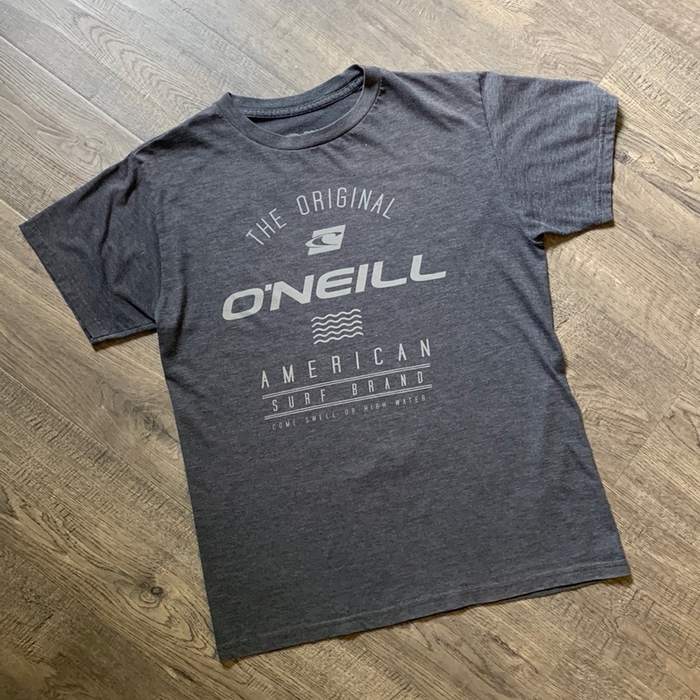 O’Neill grey graphic tee